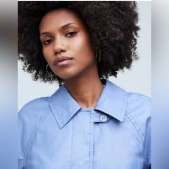 Madewell short trench coat Laminated Button Up Long Sleeve Coat in blue. M - Picture 11 of 12